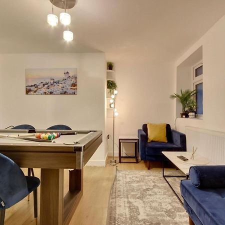 Southsea Getaway Apartment With Pool Table And Hot Tub Portsmouth Luaran gambar